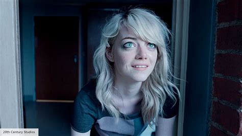 emma stone poor things interview